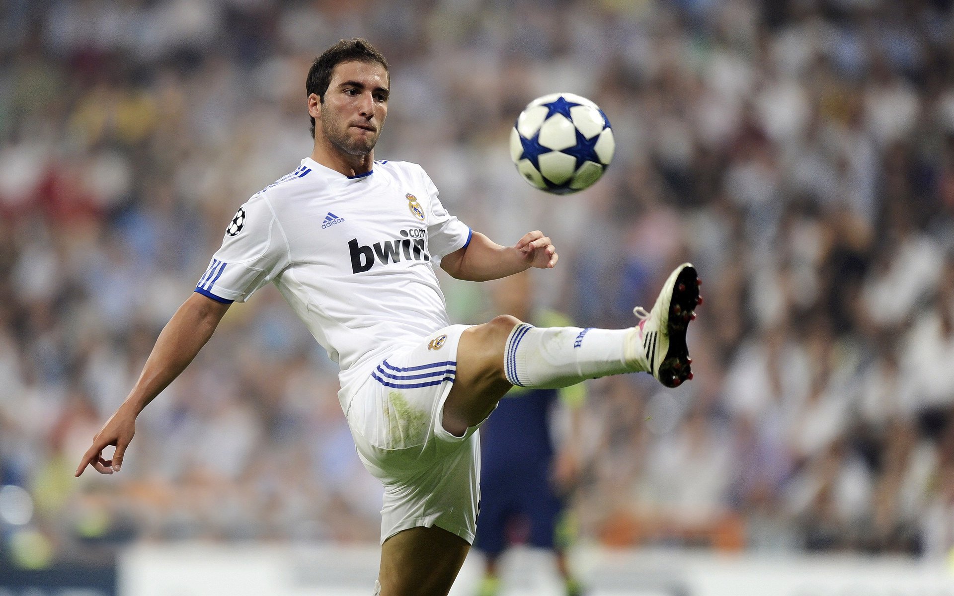 北欧风暴席卷南美，布鲁诺一己之力，丹麦斩落哥伦比亚