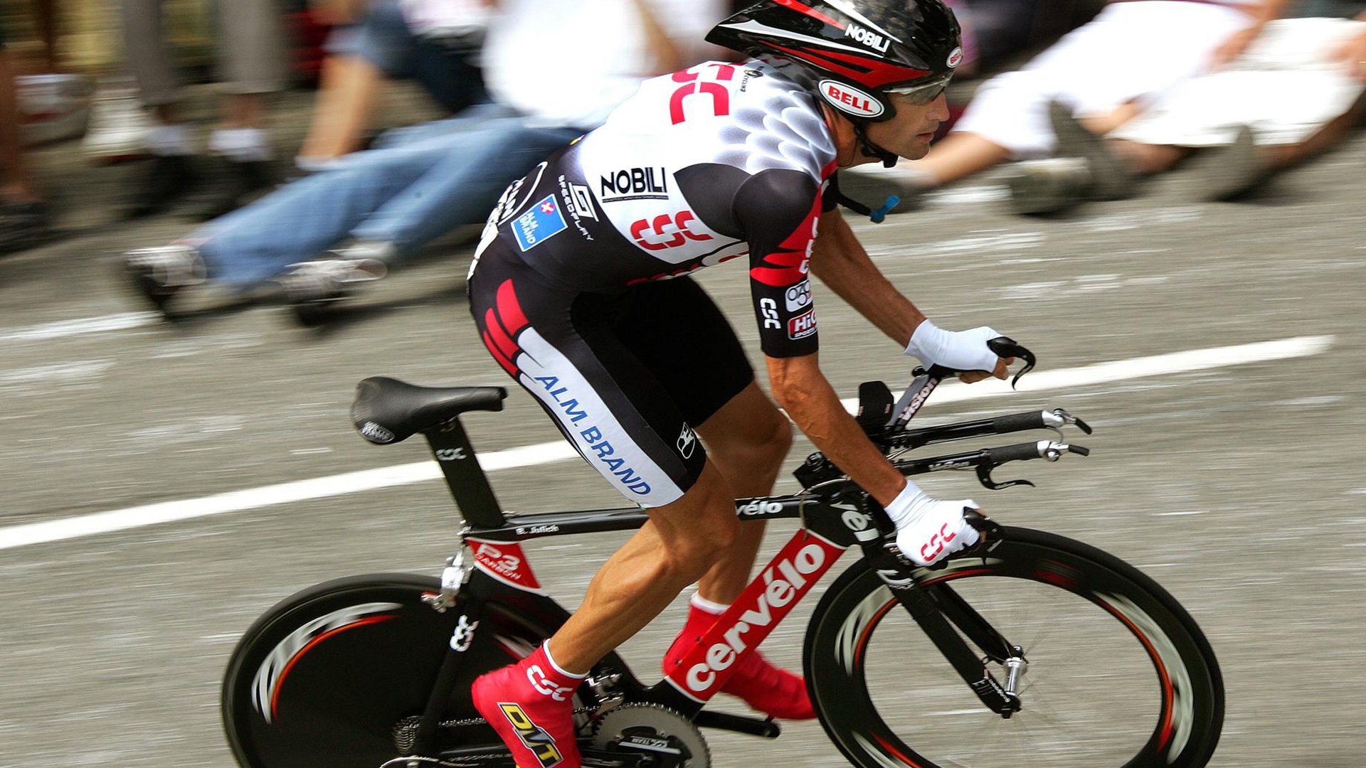 奥运周期关键战之夜，保罗在焦点战中证明自己的领袖价值